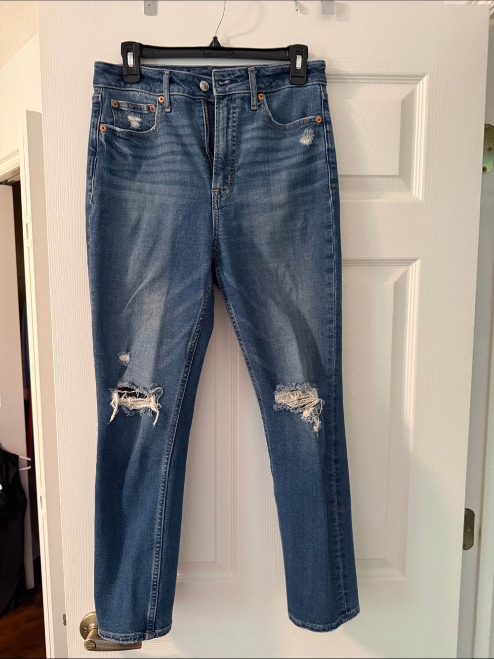 GAP Women's Distressed Blue Straight-Leg Jeans-vintage slim sky high